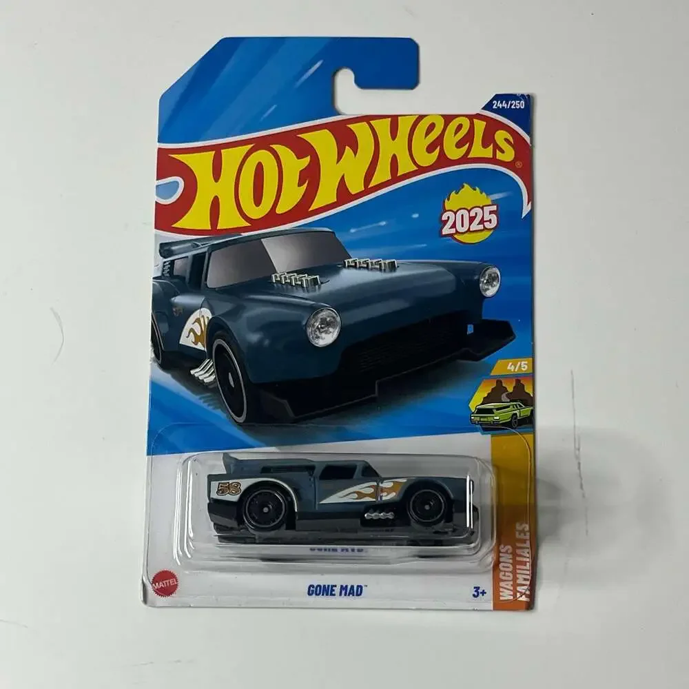 Lot of 10 Hot Wheels 1:64 Scale Diecast Cars